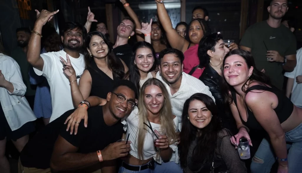 Istanbul Pub Crawl-8